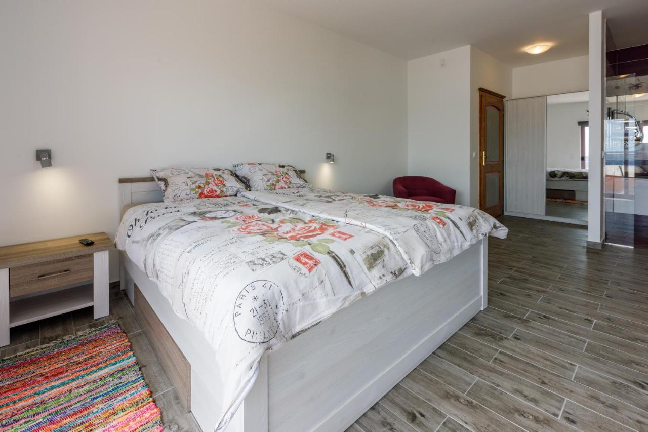 Apartmani Rino دْغاماي المظهر الخارجي الصورة